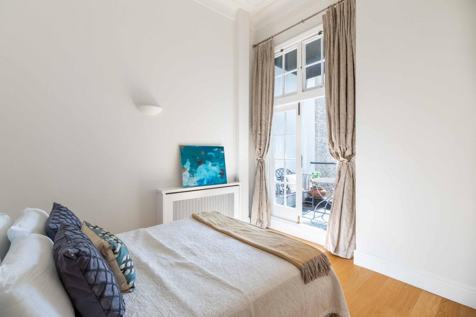Renovu Premium Homes In Kensington Лондон Экстерьер фото